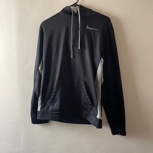 Men’s Nike Sweatshirt